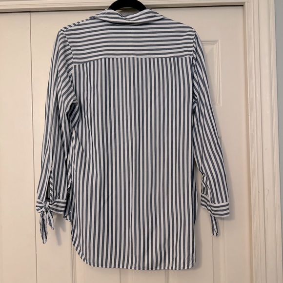 J. Crew Collared tie-sleeve popover shirt in stripe - Picture 3 of 4